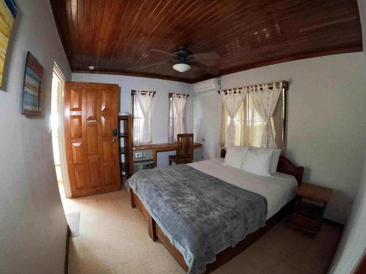 Casa Cecilia Beach Front Playa Santa Teresa  Εξωτερικό φωτογραφία
